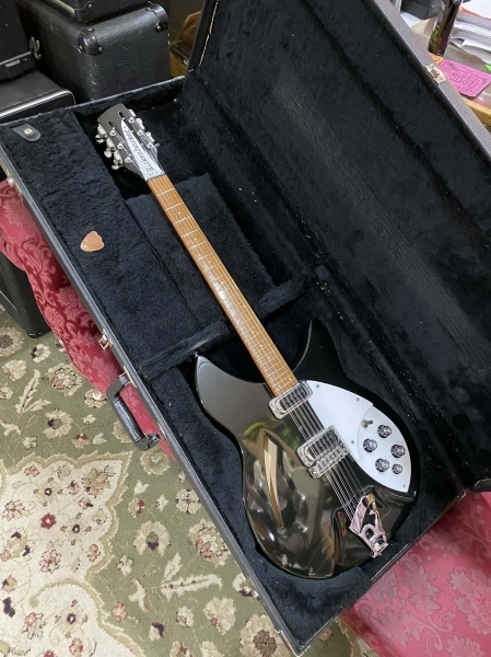 0c7de056-9c59-404e-a90b-b12d0dcb9eb0