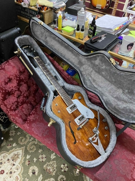 0e5feb71-a28e-441a-bdc8-2e190c859b2e