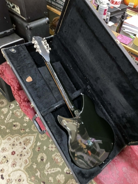 e61e78cf-3fe6-4a28-86a9-646ea40bda61